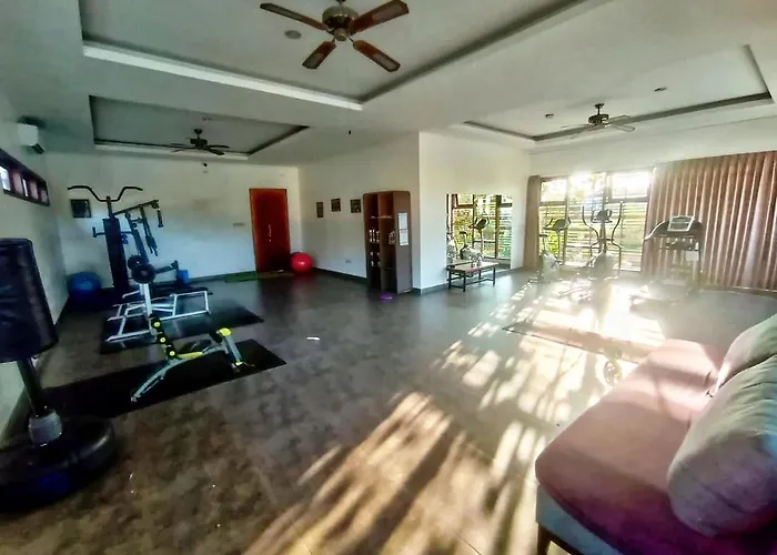 3 Bd Pvt House With Big Common Pool And Gym * Nusa Dua (Bali)