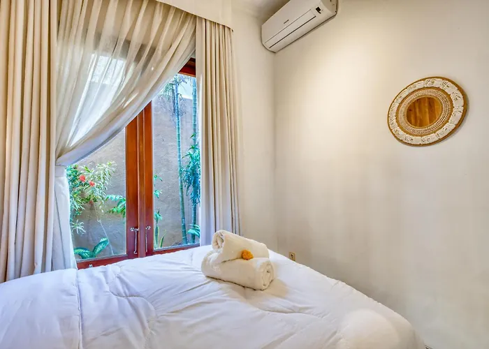 3 Bd Pvt House With Big Common Pool And Gym * Nusa Dua (Bali)