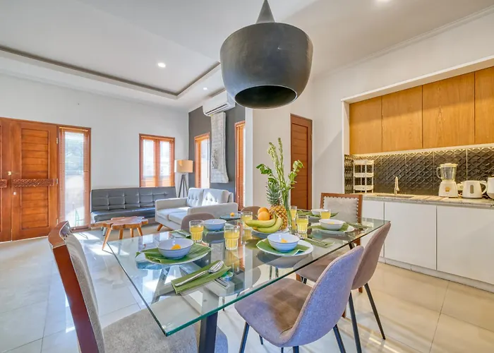 Hébergement de vacances 3 Bd Pvt House With Big Common Pool And Gym *